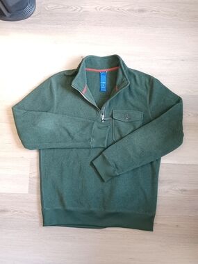 Kit + Ace fleece sweater